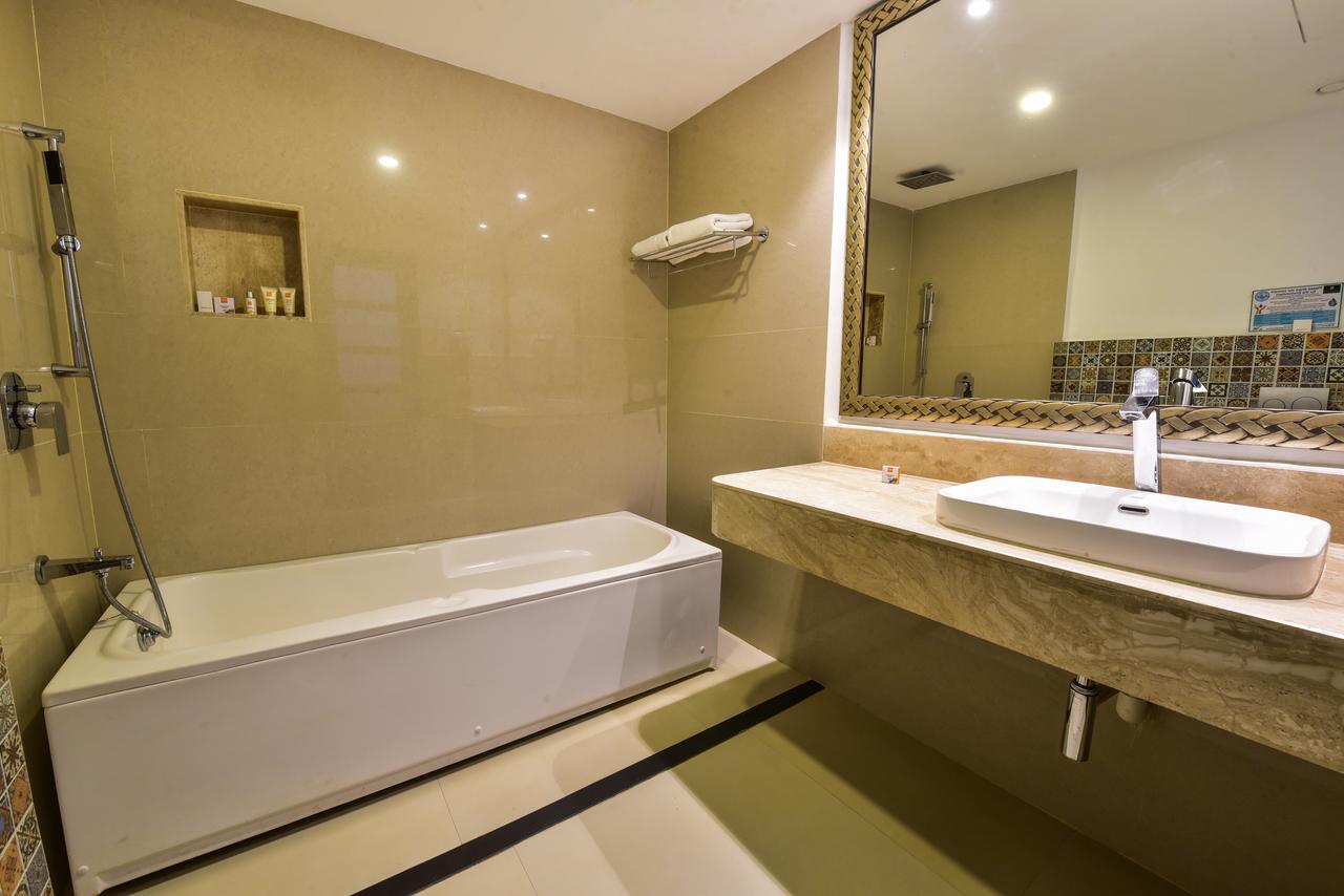 Silver Sands Serenity Candolim Exteriör bild